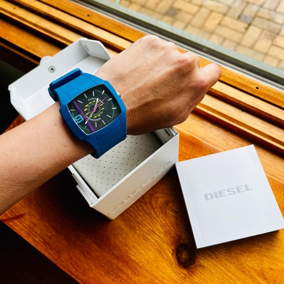 Diesel Trojan Watch, DZ-1323 - Picture 6 of 7